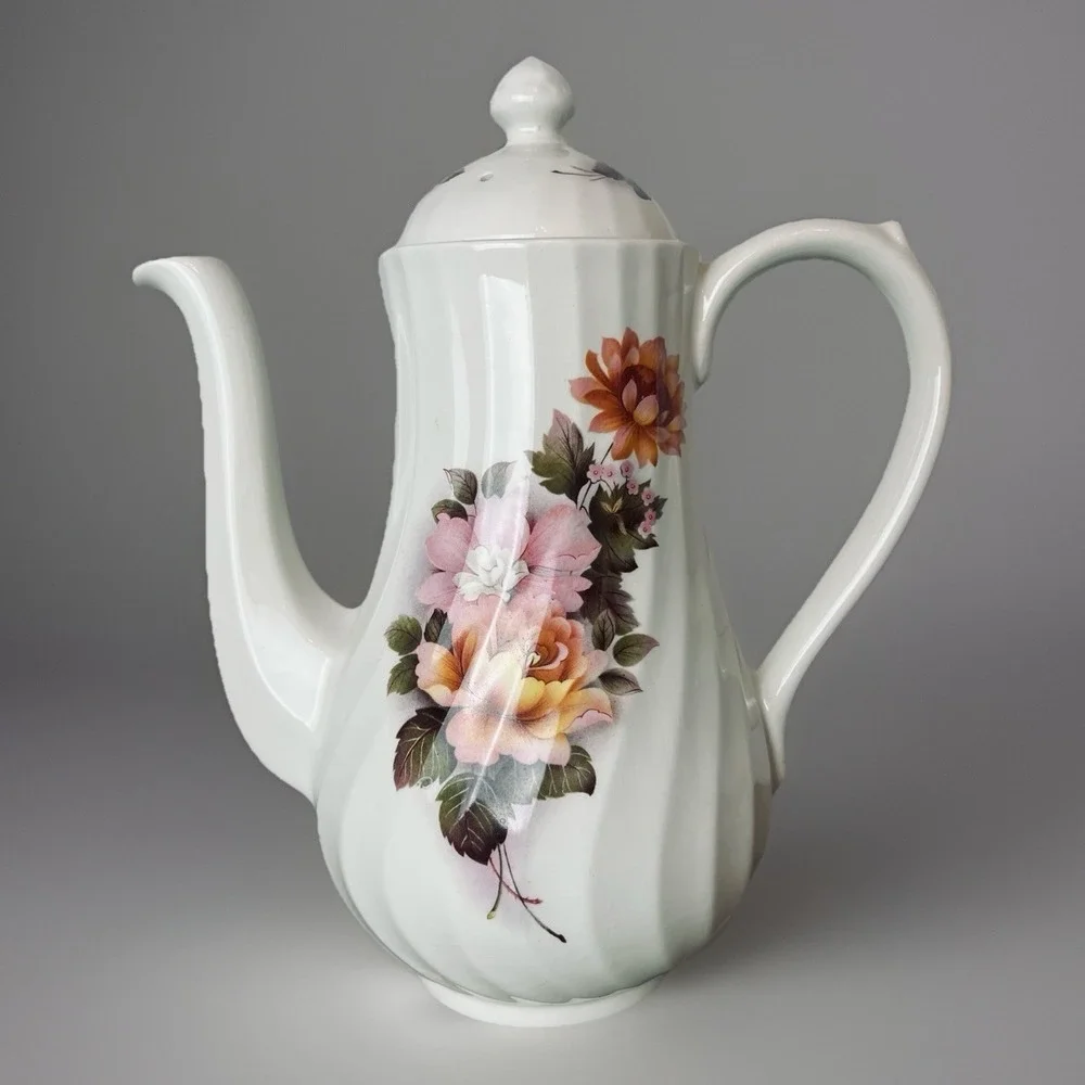 Porcelain Vintage Lidded Tea Pot Coffee Pot Made In England Roses 8" Tall - Picture 1 of 9